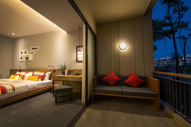 Deluxe, Double or Twin Bed, The Gallery Hotel Naiharn 5/10