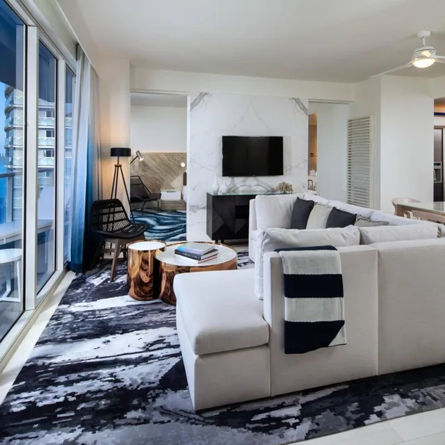 2 Bedrooms, Residential, Deluxe, Suite, 2 King Beds, Intracoastal View, Sofa، W Fort Lauderdale 3/6
