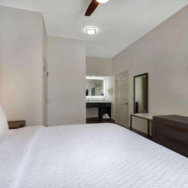جناح بسرير كينج بغرفة نوم واحدة مع أريكة، Homewood Suites by Hilton Jackson-Ridgeland 9/10
