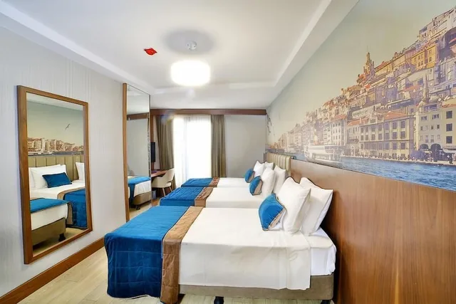 Comfort, Triple, 3 Beds, The Tango Hotel Taksim 3/5