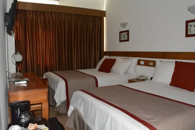 غرفة قياسية بسريرين مزدوجين، Peten Esplendido 2/5