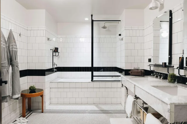 Millennium, Junior Suite, King Bed, Park View، Chicago Athletic Association 4/4