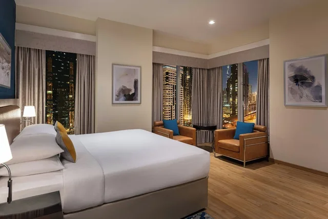 Deluxe, King Bed, Burj Khalifa View، Four Points by Sheraton Sheikh Zayed Road 5/8