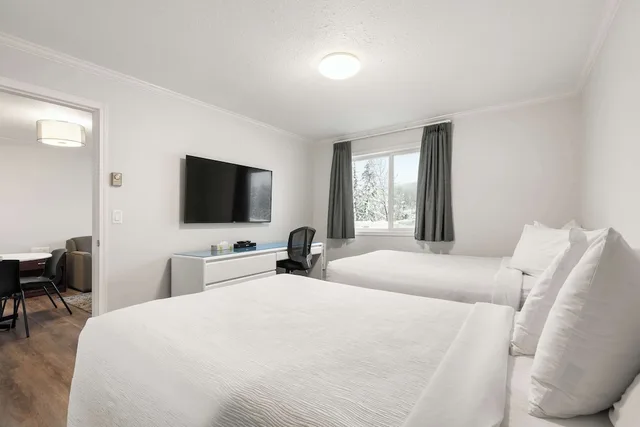 جناح بسريرين كوين بمطبخ، Surestay By Best Western Rossland Red Mountain 1/5
