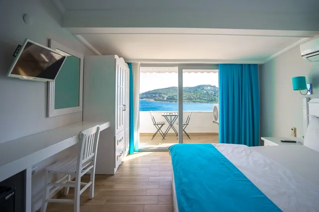 Standard, Double Bed, Sea View, Bora Hotel 3/5