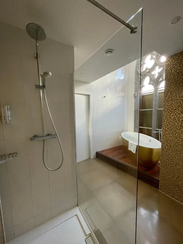 جناح بجاكوزي، Hotel Dream 4/5