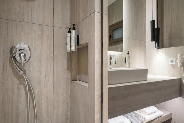 غرفة قياسية بسريرين منفصلين بإطلالة على البحر، Kassandra Bay Resort, Suites and Spa 8/10
