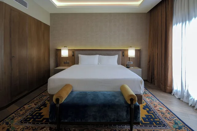 جناح جونيور بسرير كينج، Hotel Yak & Yeti 1/8