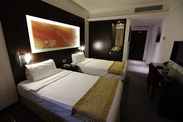Deluxe King Room:، Wh Hotel 2/7