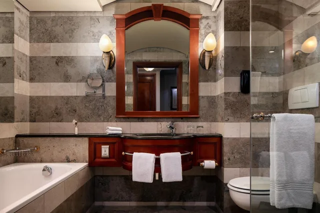 Guest Room, Twin Beds, Concierge Level، Sheraton Pretoria Hotel 5/6