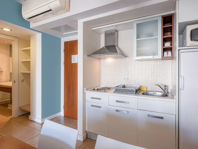 جناح بسريرين منفصلين مع أريكة، Barut B Suites 9/10