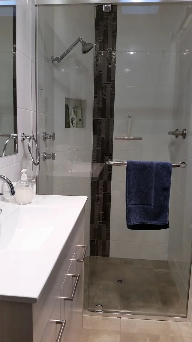 غرفة بسرير كوين، Bellevue Bed and Breakfast Mclaren Vale 3/3