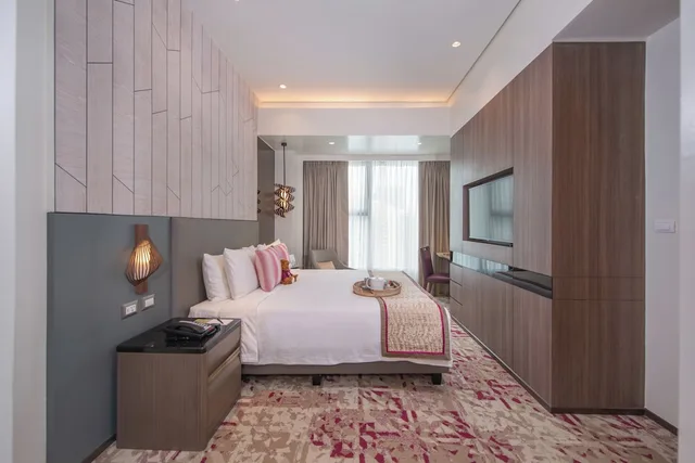 3 Bedrooms, Deluxe, Twin Beds, 2 King Beds, Somerset Central Salcedo Makati 4/8