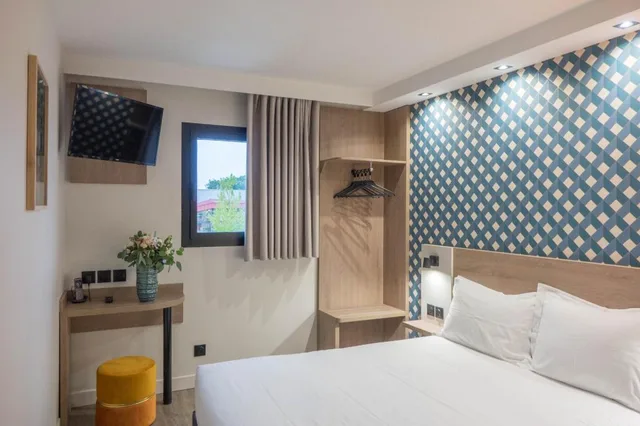 غرفة سوبيريور بسرير كينج، Kyriad Direct Orleans Nord - Cap Saran 2/4
