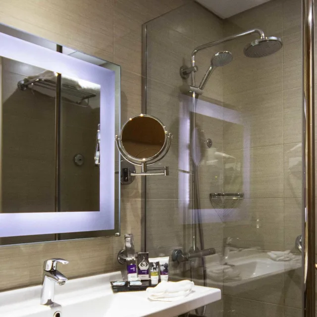 غرفة قياسية بسرير مزدوج بإطلالة على البحيرة، Mercure Ismailia Forsan Island Hotel 7/8