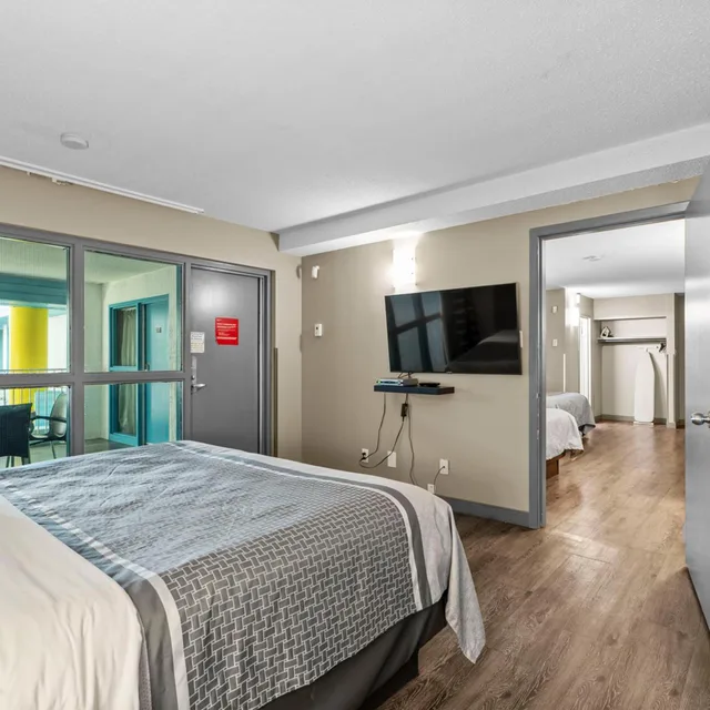جناح عائلي بغرفة نوم واحدة، Travelodge Hotel by Wyndham Saskatoon 1/10