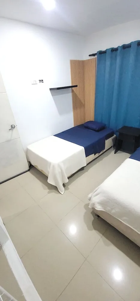 سكن مشترك مختلط قياسي بسريرين منفصلين بحمام خاص، Hostel Caribe Cartagena 1/5
