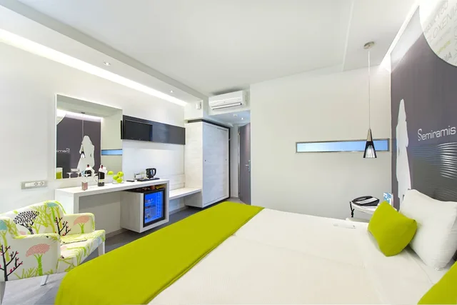 غرفة قياسية بسرير مزدوج، Semiramis City Hotel 3/8