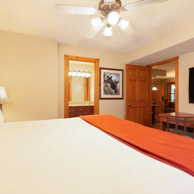 1 Bedroom, Deluxe, Villa, King Bed, Westgate Smoky Mountain Resort & Spa 4/5