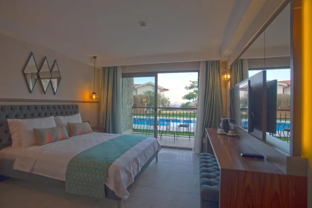 غرفة بسرير مزدوج بإطلالة على المسبح، Molino Hotel 6/10