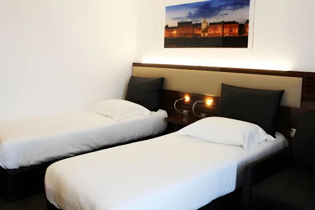 Type C, Executive, 2 Double Beds، Westotel Nantes Atlantique 1/2
