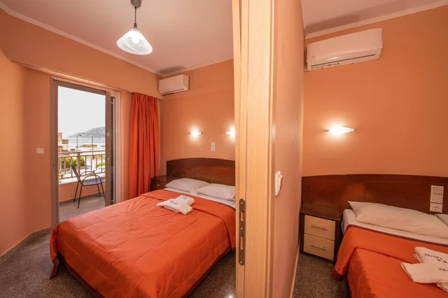 جناح عائلي، Kalias Hotel 3/5