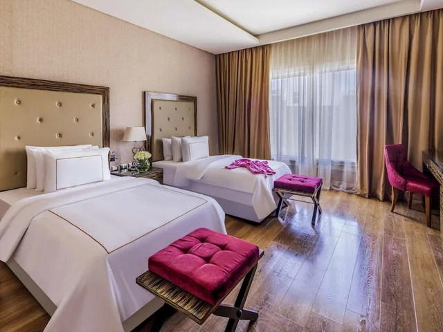 فيلا سوبيريور، Rixos Premium Seagate 6/10
