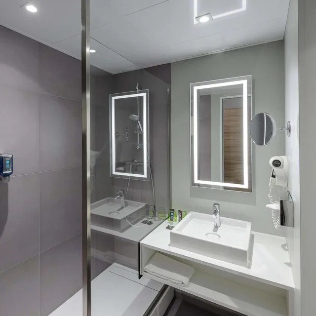 غرفة قياسية بسرير فردي، Novotel Koeln City 6/9