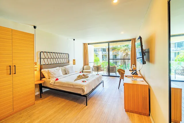 غرفة بريميوم بسرير كوين بإطلالة على الحديقة، Kombo Beach Resort 1/10