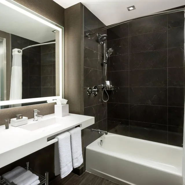 غرفة قياسية بسرير مزدوج لذوي الإعاقة، AC HOTEL NEW YORK TIMES SQUARE 6/10