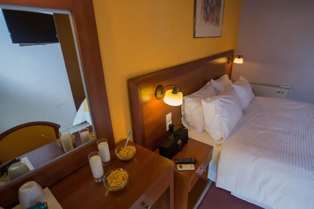 Room, Single, Mirabel City Center Hotel 2/4