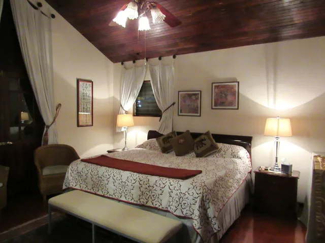 جناح ملكي بسرير كينج، The Cariari Bed and Breakfast 3/10