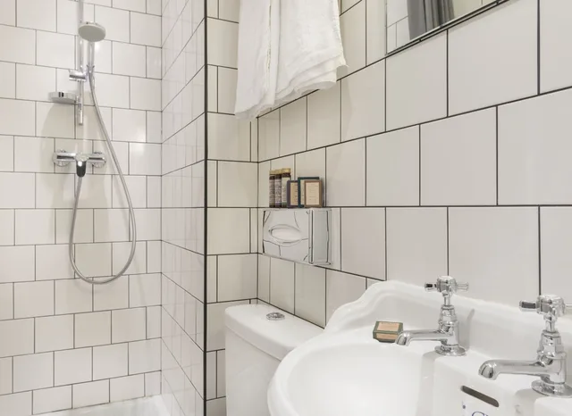 غرفة بسريرين منفصلين، Hotel Basss 6/9