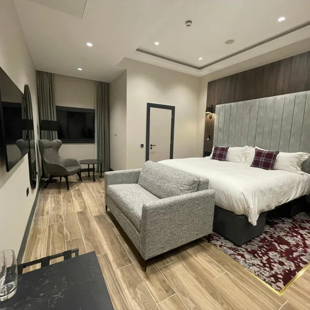 Executive, Tynecastle Park Hotel 1/7