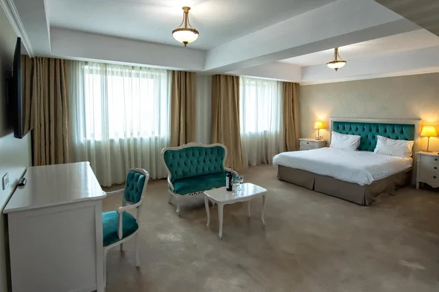 Superior, Double Bed, Roman By Dumbrava 1/7