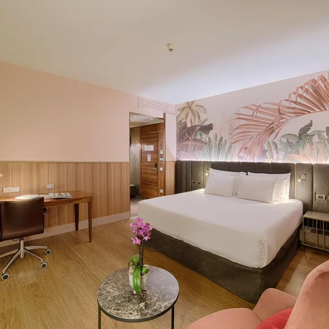Premium, Double or Twin Bed, VIP Floor، NH Collection Milano Touring 2/9