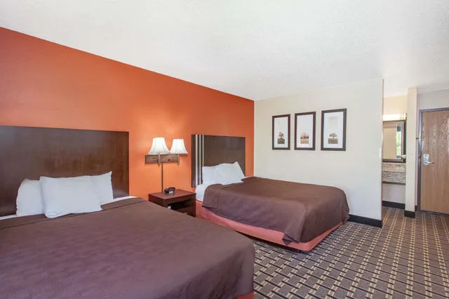 Superior, 2 Queen Beds, Pool Side، Americinn By Wyndham Cloquet 3/10
