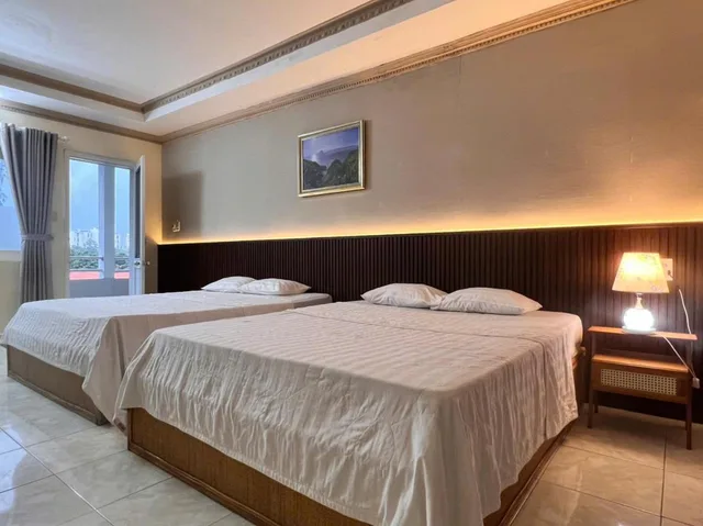 Family, 2 Double Beds, Lam Son Hotel 1/3