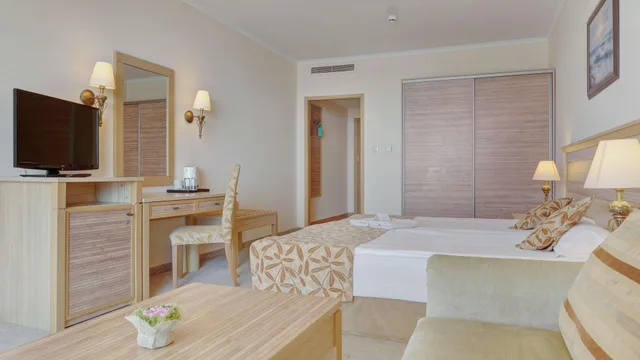 غرفة قياسية بسرير مزدوج، DIT Majestic Beach Resort 4/4