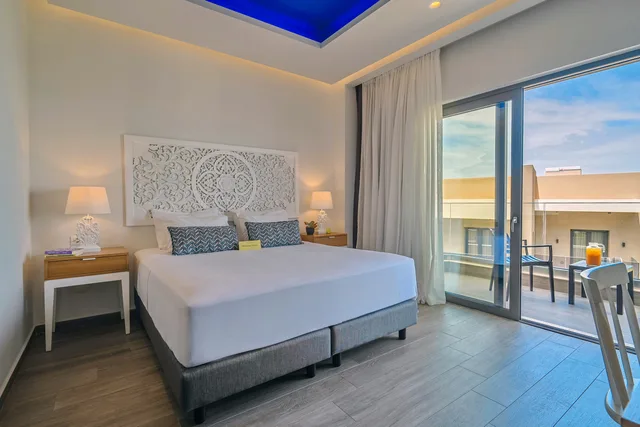 غرفة سوبيريور بسرير كينج بشرفة، Villaggio Boutique Hotel Hersonissos - Adults Only 5/8