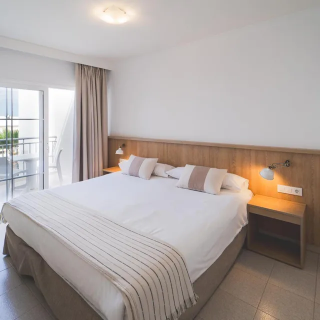 2 Bedrooms, Gold, Apartment، Los Olivos Beach Resort 2/4