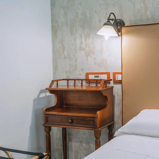 غرفة قياسية بسرير مزدوج أو سريرين منفصلين بشرفة، Hotel il Convento 9/10