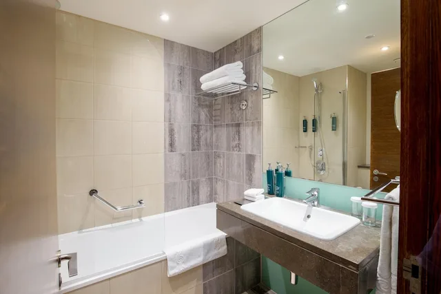 غرفة قياسية بسريرين منفصلين، Hilton London Canary Wharf 8/9