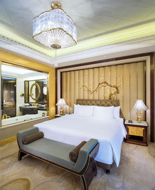 غرفة تنفيذية بسرير كينج، Wanda Reign Wuhan 4/6