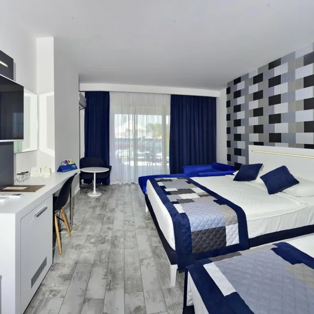 غرفة سوبيريور بسريرين منفصلين بإطلالة على البحر، White City Beach - Adults Only +16 1/2