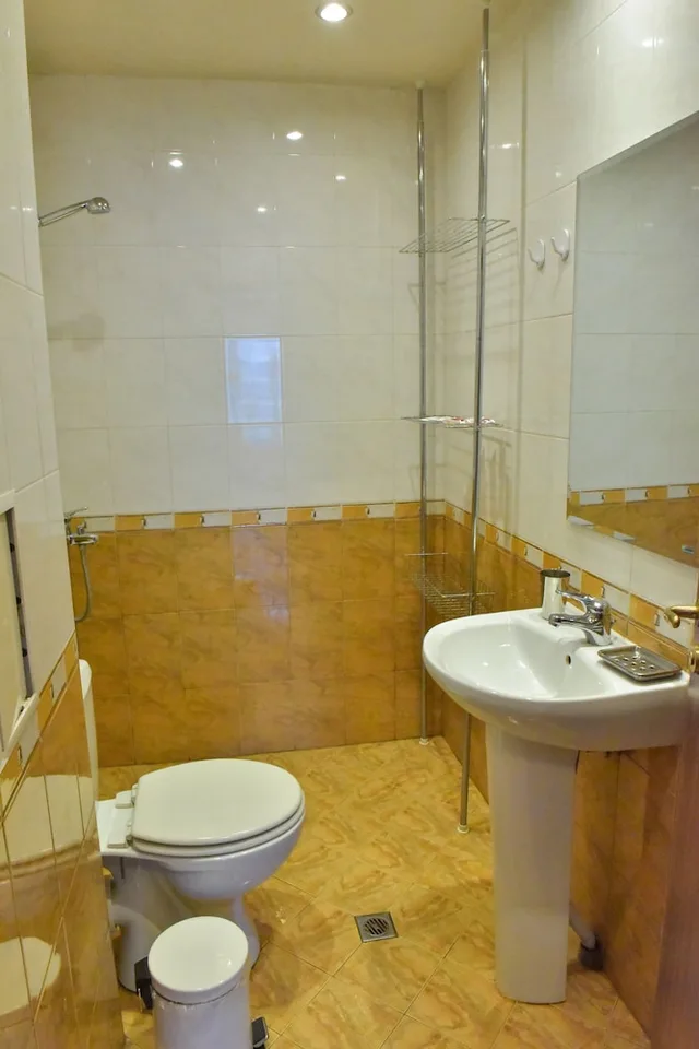 شقة بسرير مزدوج بغرفة نوم واحدة مع أريكة، Bojur & Bojurland Apartment Complex 3/3