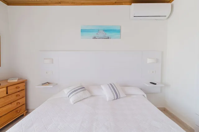 Essential, Twin Beds, Hostal Rosamar 6/10