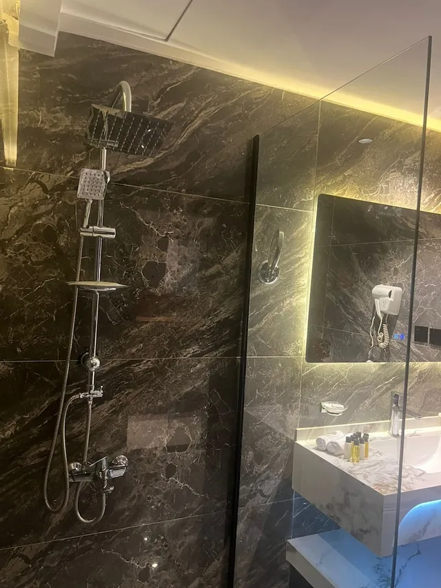 غرفة سوبيريور بسرير كوين، فندق فيرتا العليا(VERTA Al Olaya Hotel Riyadh) 4/5