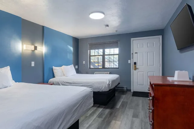 غرفة بسريرين كوين، Knights Inn North Attleboro 2/3