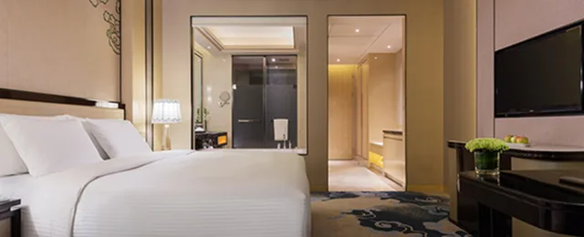 غرفة ديلوكس بسرير كينج، Wanda Realm Chifeng Hotel 2/2